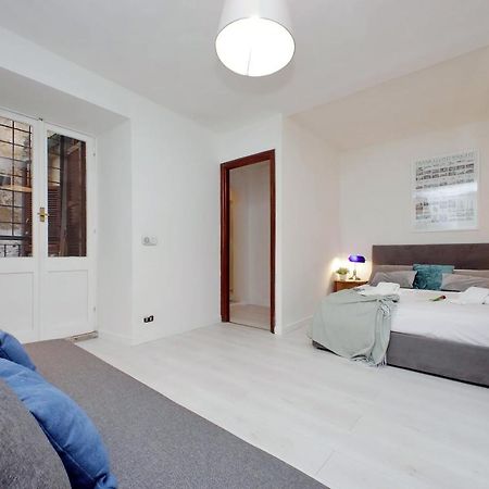 Monti Spacious Apartment 2 Rom Eksteriør billede